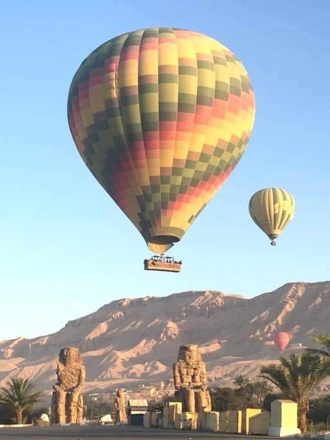 Bob Marley Bed & Breakfast & Restaurant Luxor Eksteriør bilde