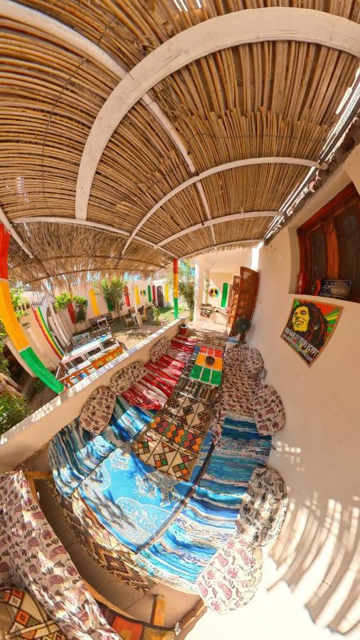 Bob Marley Bed & Breakfast & Restaurant Luxor Eksteriør bilde